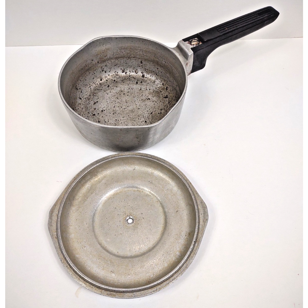 Wagner Ware Sidney O Magnalite Petite Gourmet Pan 4680 With Lid Spouted 1 Qt VTG